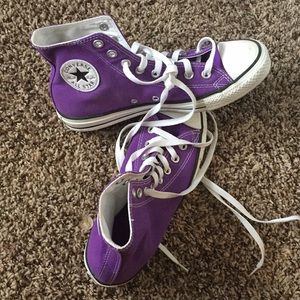 Grape hi top converse men’s 7 women’s 9